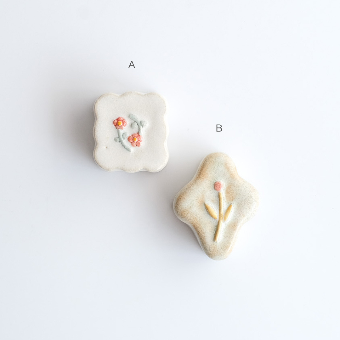 蒲池焼　竹の子　筍　陶器　置物　一輪挿し　細かな欠けあり 花器 小宗全 -竹細工 花生け 花入れ 花瓶 日本のお土産 - 駿河竹